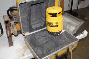 lot 450 image: Level, electric  with Hard Side Padded Case