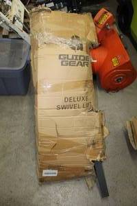 lot 503 image: Guide Gear Deluxe Swivel Lift