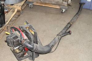 lot 488 image: Homelite Backpack Blower, gas