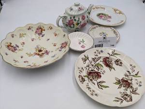Our Daily Bread-Stunning 6 Piece Flora China Set
