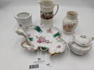 Beautiful 5 Piece Vintage Floral Porcelain Collection