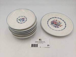 Incredible 8 Piece Vintage Wedgwood Plate Collection