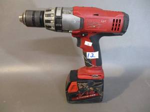 lot 12 image: 12 Milwaukee Hammer Drill