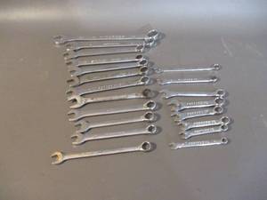 lot 14 image: Combination Wrenches