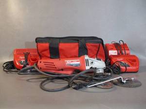 lot 24 image: Milwaukee Tool Bag, Grinder and Chargers