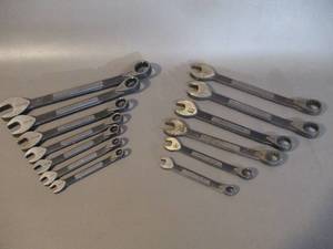 lot 27 image: Craftsman Combination Wrenches