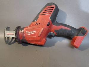 lot 32 image: Milwaukee Hackzall Reciprocating Saw