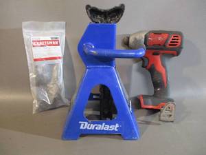 lot 36 image: Impact Driver, Jack Stand and Hex Keys