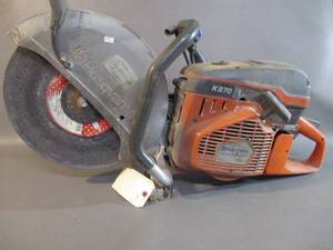 lot 39 image: Husqvarna Power Cutter Saw