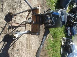 lot 26 image: Mercury 75 Outboard Tiller
