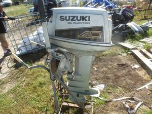 lot 34 image: Suzuki 40 Hp Outboard