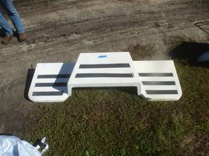 lot 46 image: Swim Platform