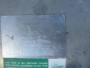 lot 50 image: Aluminum Gas Tank 10 gal