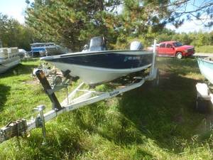 lot 55 image: 1988 Smoker Craft 17