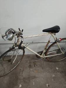 lot 109 image: Vintage Lic-Lite Bike