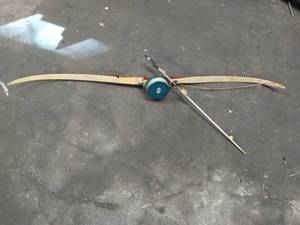 lot 177 image: Ben Pearson Cougar Fishing Bow