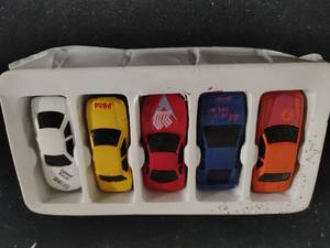 lot 75 image: Collection of Five Vintage Toy Cars