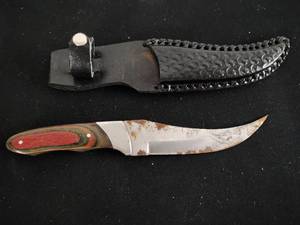lot 133 image: Knife with Case