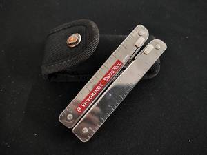 lot 136 image: Victorinox Swiss Tool with Case