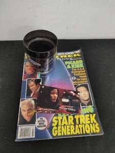 lot 21 image: Star Trek Collectibles