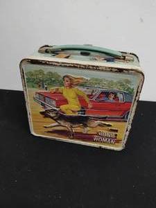 lot 27 image: Vintage Bionic Woman Metal Lunchbox