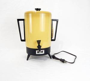 Vintage Ambassador 32 Cup Automatic Electric Coffee Maker Harvest Gold Color