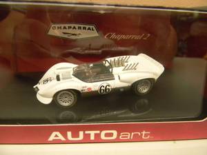 lot 2 image: 143 SCALE AUTO ART CHAPARRAL 2 SPORT RACER 1965 #66 - NEW IN BOX - GREAT PIECE - SEE PICTURES