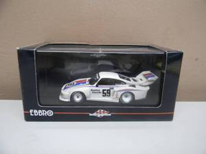 lot 32 image: 143 SCALE EBBRO RACING CAR COLLECTION BRUMOS PORSCHE 935 IMSA 1979 - NEW IN BOX - GREAT PIECE - SEE PICTURES