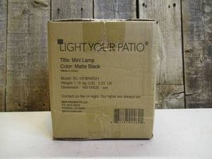 lot 12 image: Light Your Patio Rechargeable Mini Lamp