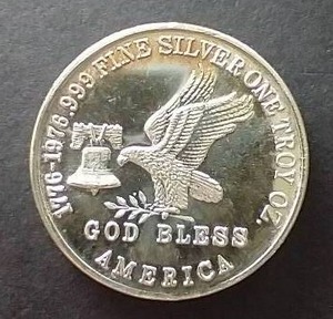 1976 1 Oz. Silver Round