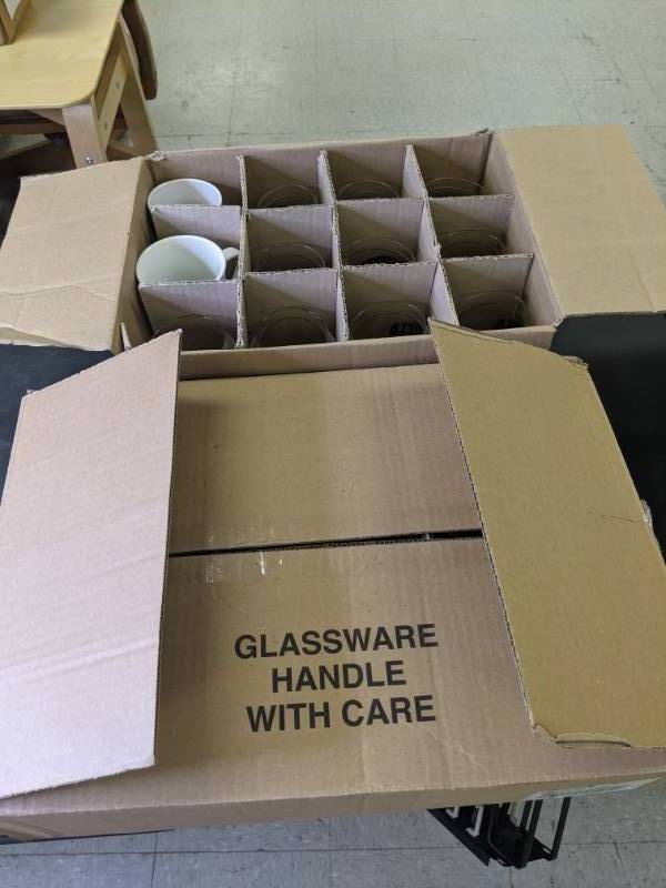 lot 880 image: Boxes of Glassware (mugs, wine, and beer glasses_