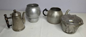 lot 273 image: Vintage Tin Collection Kettle, Coffee Pot, & More