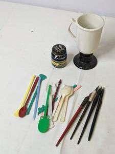 lot 303 image: Lot of Vintage Writing Supplies & Hall Footed Pedestal Cup