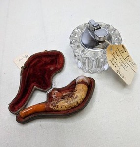 lot 207 image: Vintage Carved Pipe, Pipe Holder & Lead Crystal Table Lighter