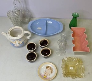 lot 336 image: Lot of 14 AntiqueVintage Cups, Candlestick Holders, Vases and More