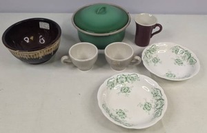 lot 246 image: Assorted Kitchen Items Bowls, Mugs, and Casserole Dish