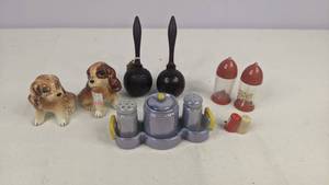 lot 254 image: Collection of (5) Sets of Salt & Pepper Shakers