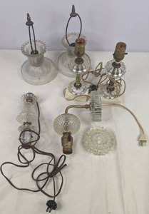 lot 345 image: Charming Lot of (6) Vintage Lamps