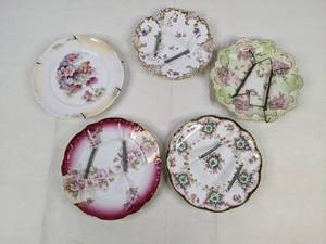 lot 243 image: Set of 5 Decorative Floral Plates