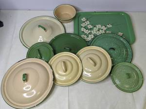 lot 421 image: Collection of (8) Decorative Lids & Coordinating Bowl and Platter