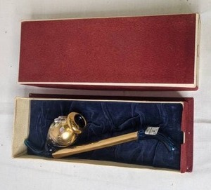 lot 405 image: Collectible Czechoslovakian Fajfka (Pipe)