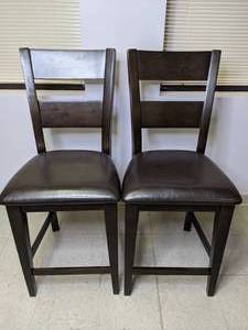 lot 191 image: Lovely Pair of New Dining Chairs  NER
