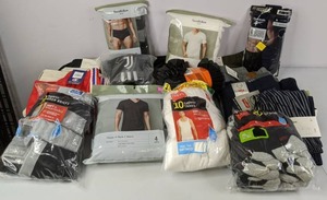 lot 565 image: Resellers Dream Lot of NEW Mens Undies, T-Shirts and Socks   NER
