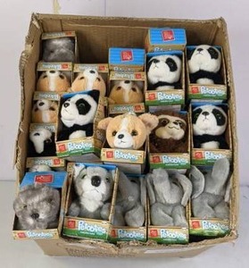 lot 539 image: Resellers Dream  Lot of Petooties Plush Toys  NER
