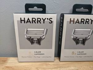 lot 47 image: Set of 20 Brand New Harrys Shaving 5-Blade Cartridges