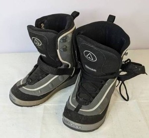 lot 665 image: Airwalk Mens Snowboarding Boots (Size 10) - NER