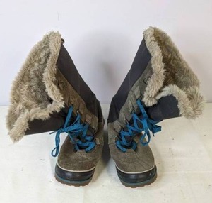 lot 686 image: Sorel Womens Boots - NER