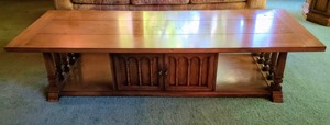 lot 7 image: Thomasville Coffee Table