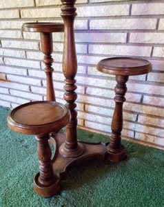lot 11 image: Vintage Wood Plant Stand