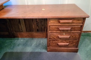 lot 13 image: L-Shaped Winners Only Oak Desk